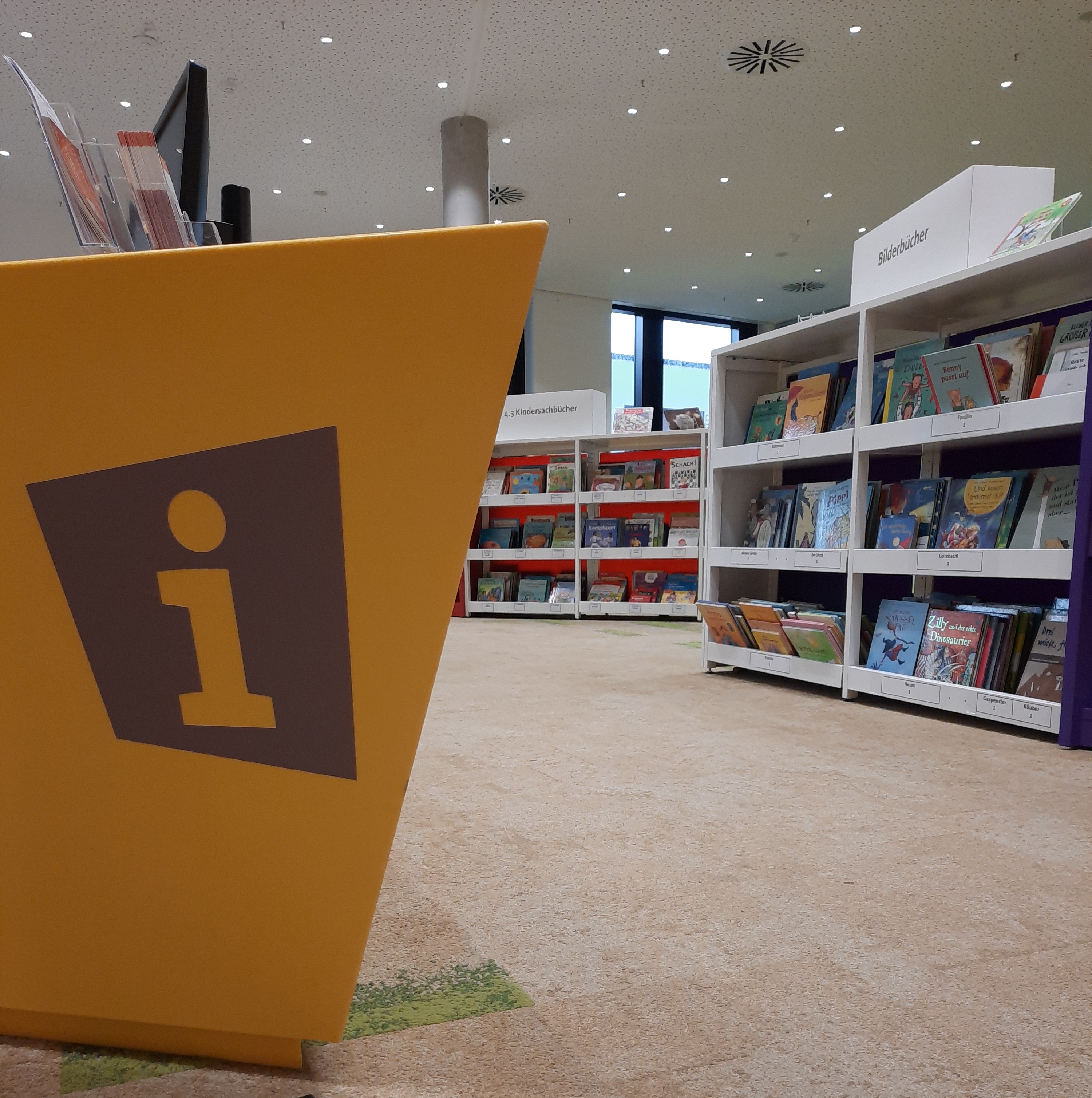 Beratungstheke in der Kinderbibliothek